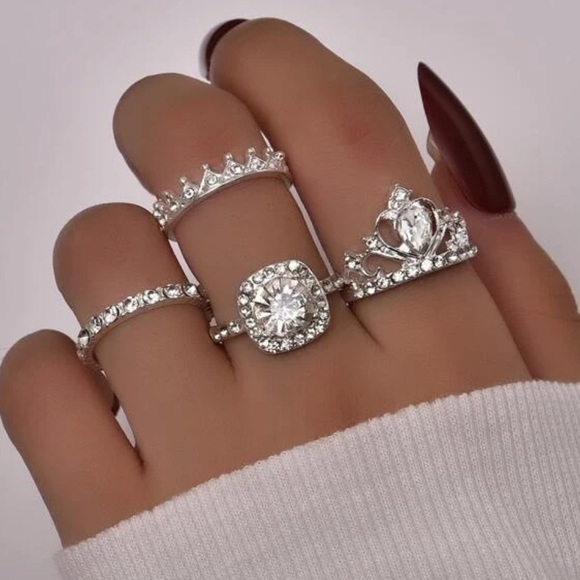 Royal Princess Crown Bling silver ring set - Picture 3 of 10